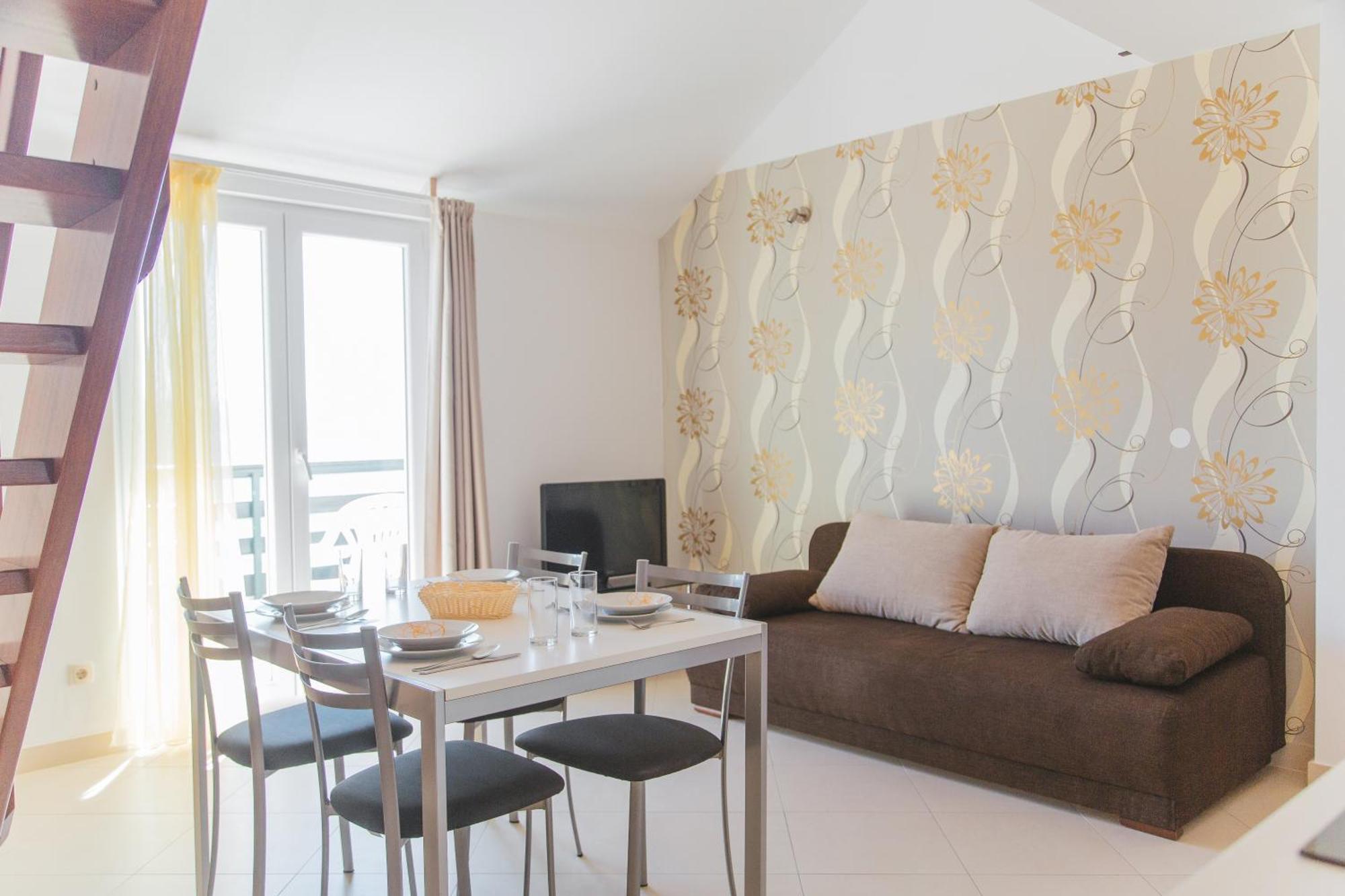Apartments Sea View オミシュ 部屋 写真