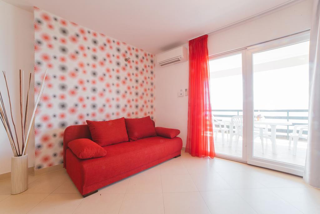 Apartments Sea View オミシュ エクステリア 写真