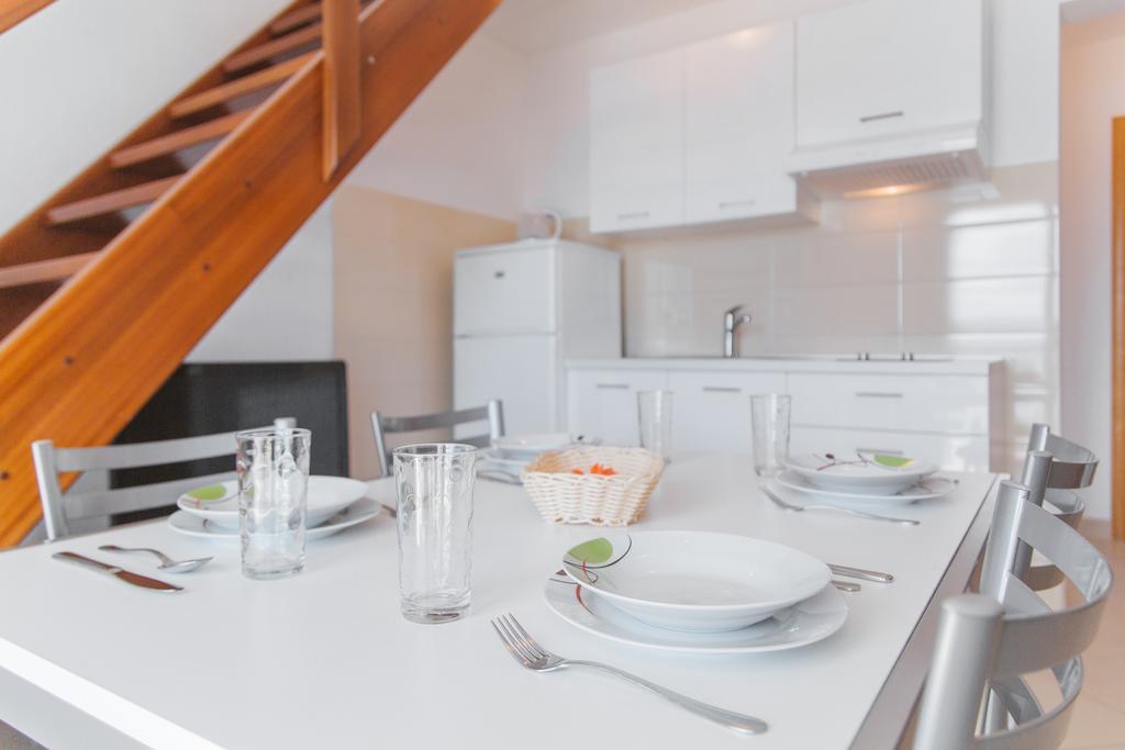 Apartments Sea View オミシュ エクステリア 写真