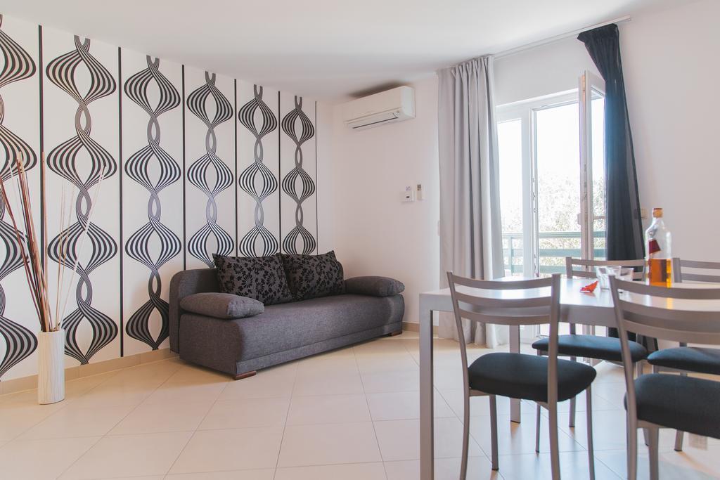 Apartments Sea View オミシュ エクステリア 写真