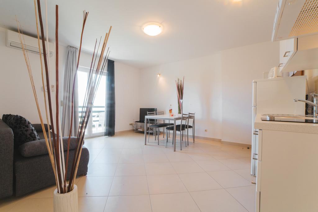 Apartments Sea View オミシュ エクステリア 写真
